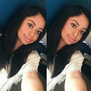 Meet your Posher, Adriana